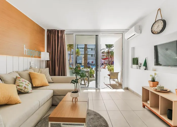 Golden Sands Pool Apartamento